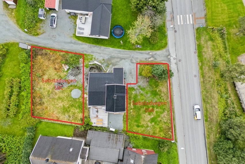 Enkel utramming av tomtene. Interessenter bør gjøre seg kjent med matrikkelkart for nøyaktige mål og eiendomsgrenser. Galleribilde