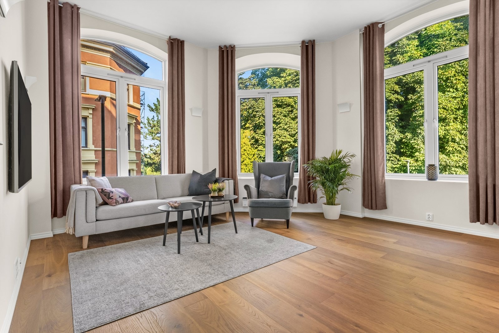 Velkommen til nydelige Alnagata 11! // Presentert av Malin Natvig Galleribilde