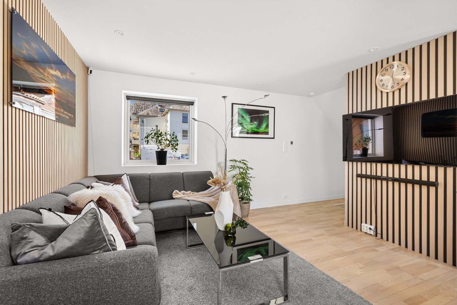 Beliggenheten i hjertet av Stavanger Øst gir deg nærhet til alt du måtte trenge, i et av byens mest spennende og urbane områder. Galleribilde