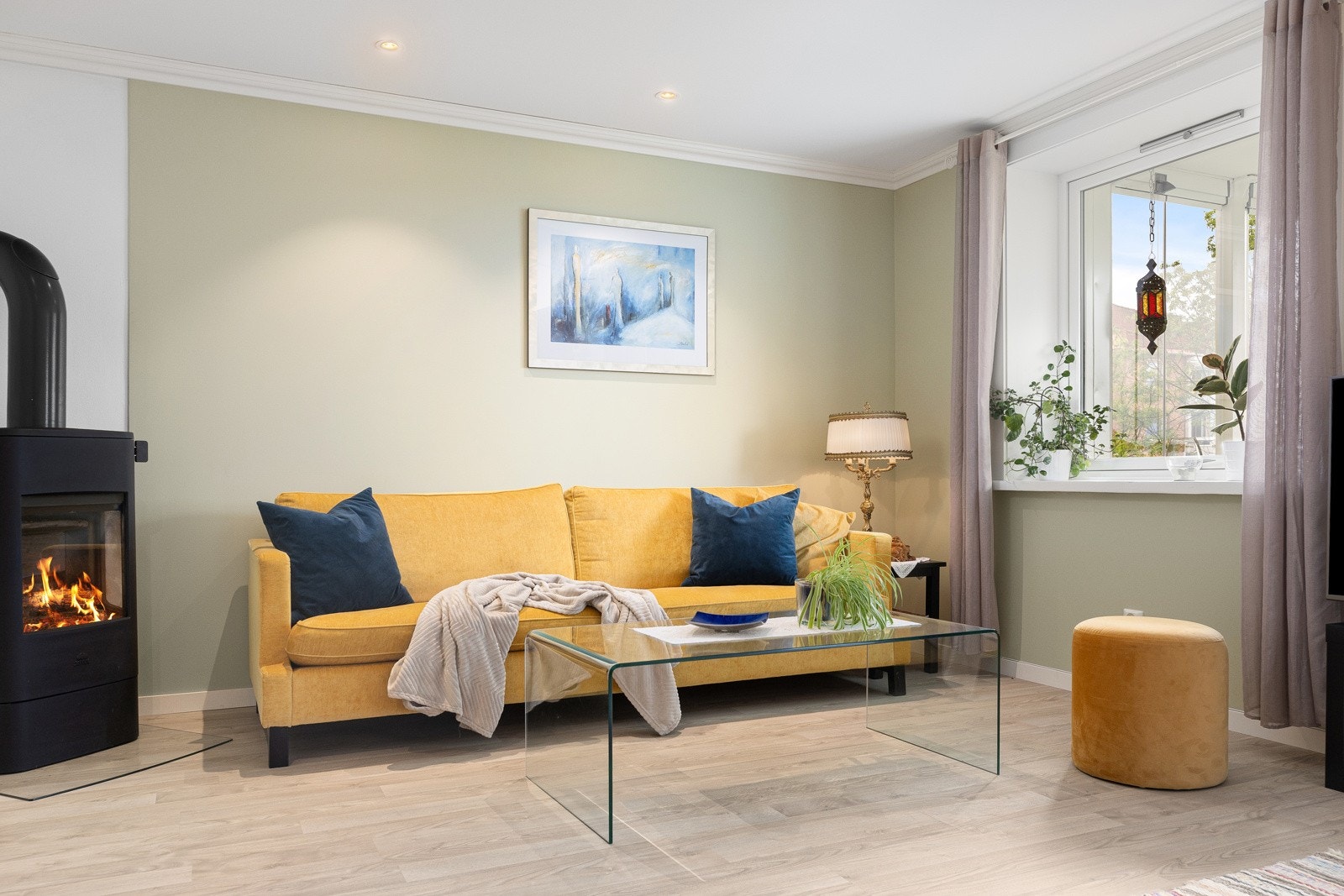 Innbydende peis fra 2019 Galleribilde