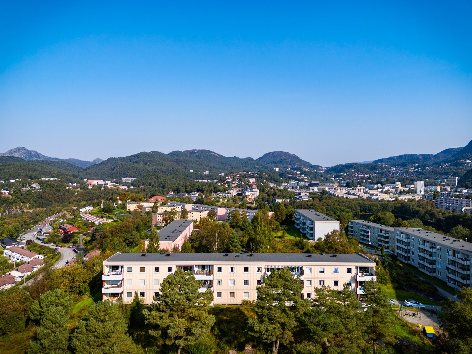 Meget veldrevent og populært borettslaget. Galleribilde