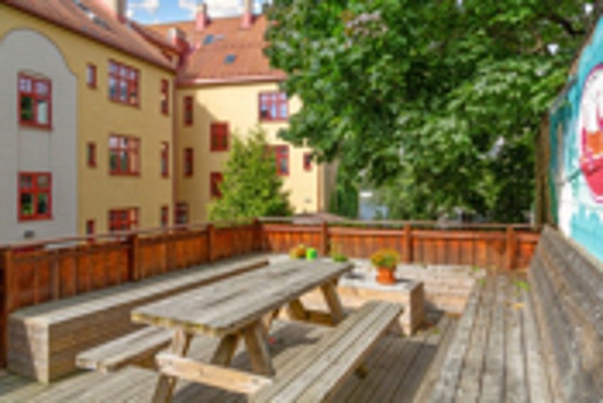 Borettslaget har en koselig bakgård. Galleribilde