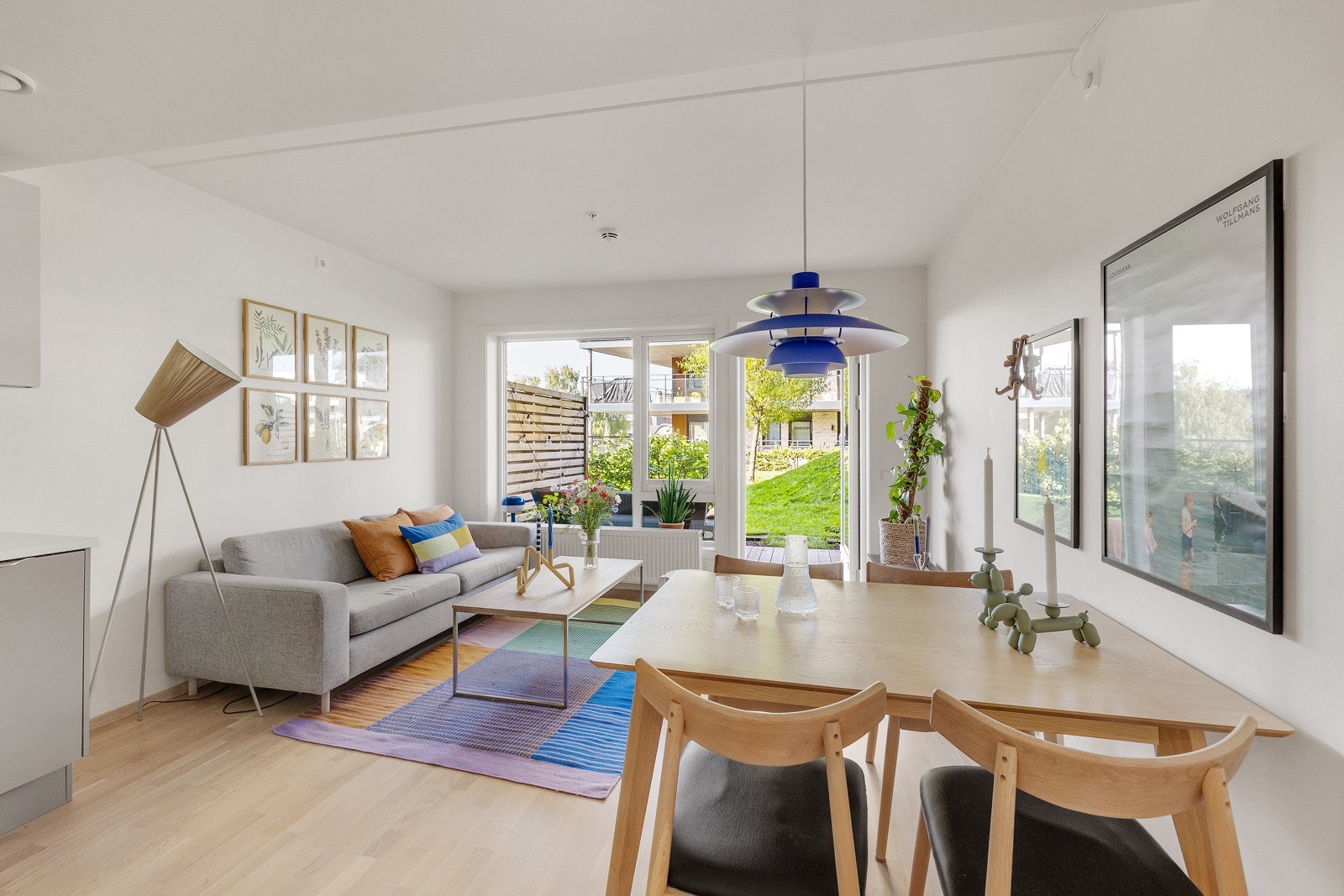 Både á-konto oppvarming og varmtvann, samt bredbånd er inkludert i felleskostnadene. Galleribilde