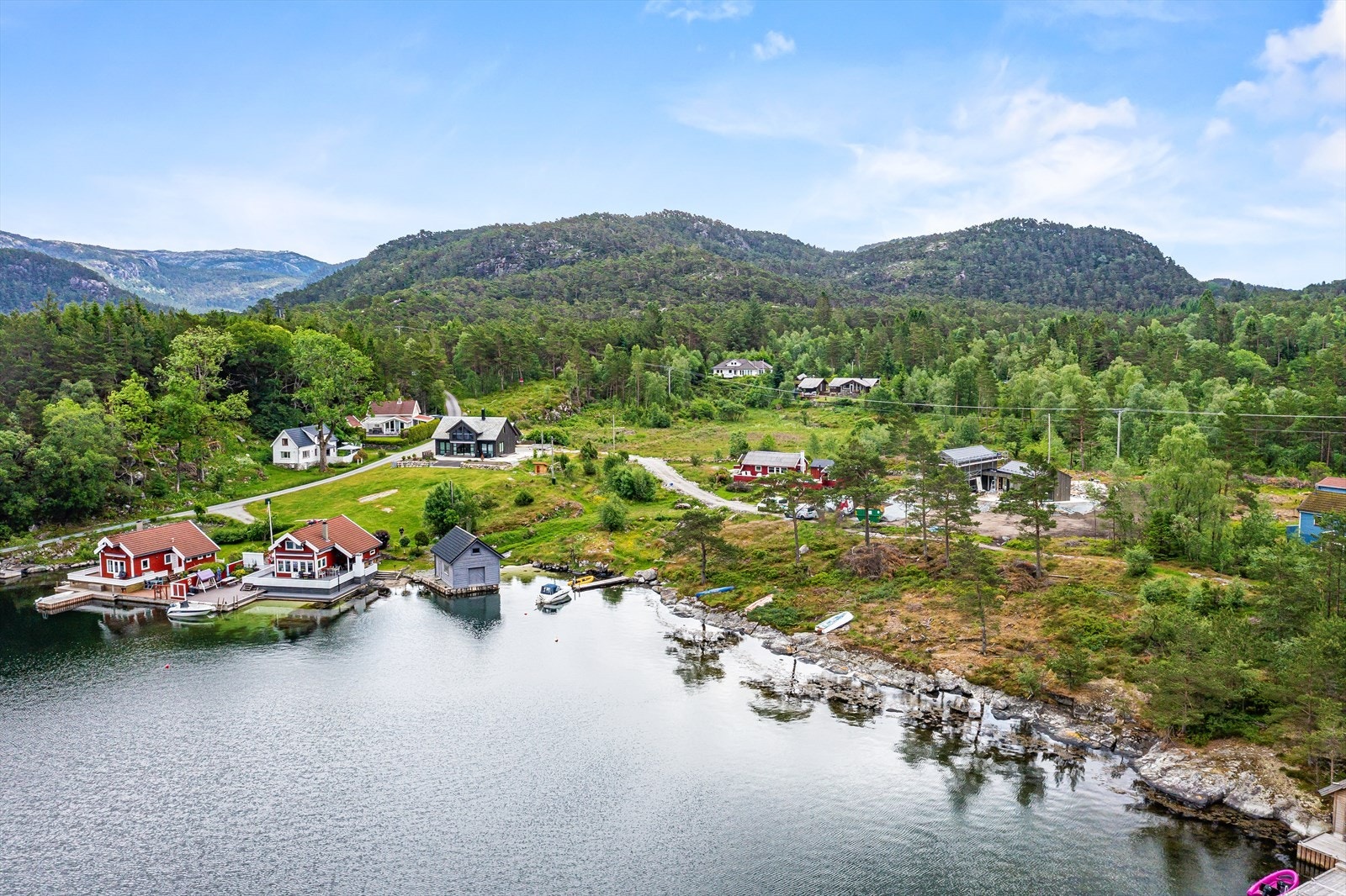 Kvalvåg er en perle i Ryfylke med rolige og idylliske omgivelser Galleribilde