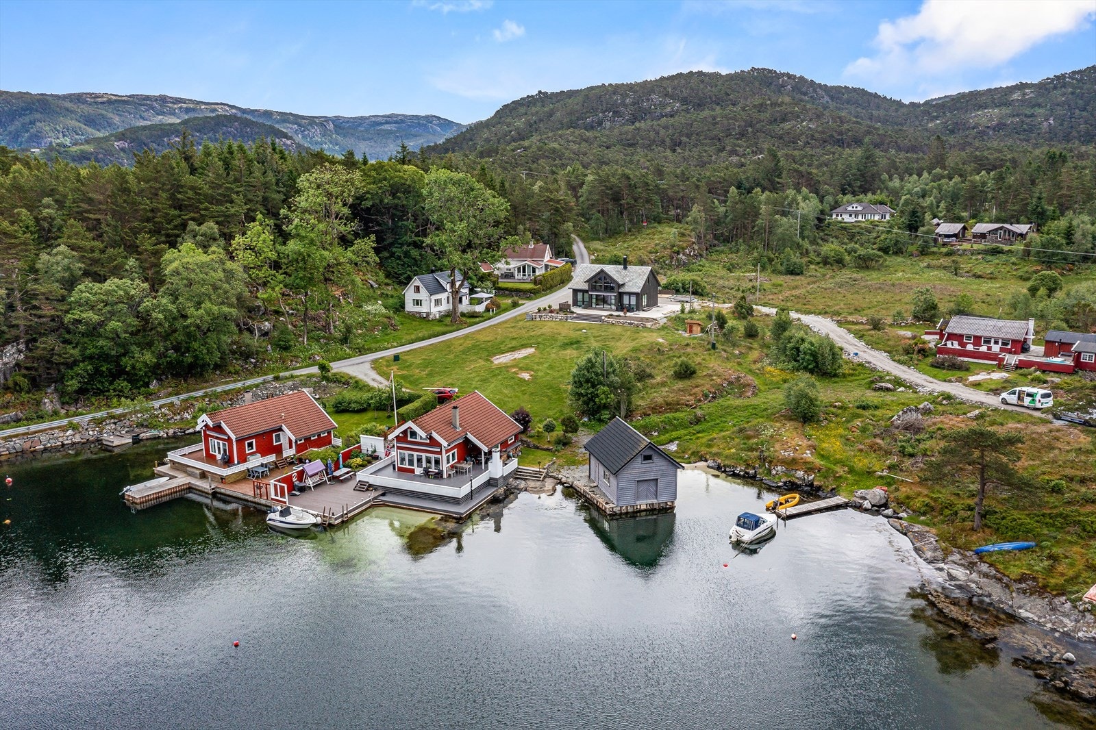 Kvalvåg er Ryfylkets "blindleia" med kort avstand fra Stavanger (45 min) Galleribilde