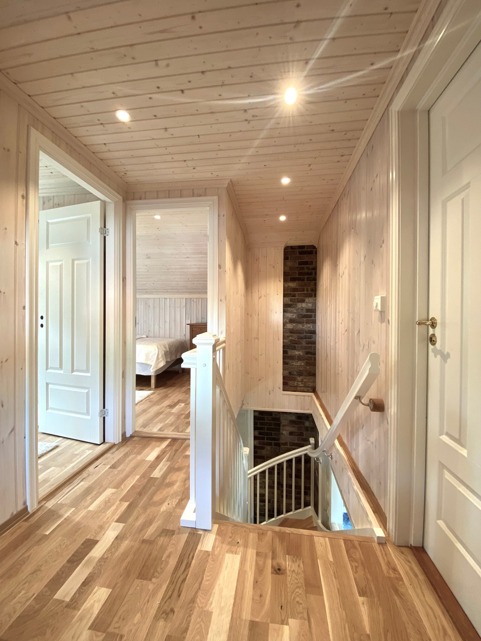 Soveromsgang | downlights Galleribilde