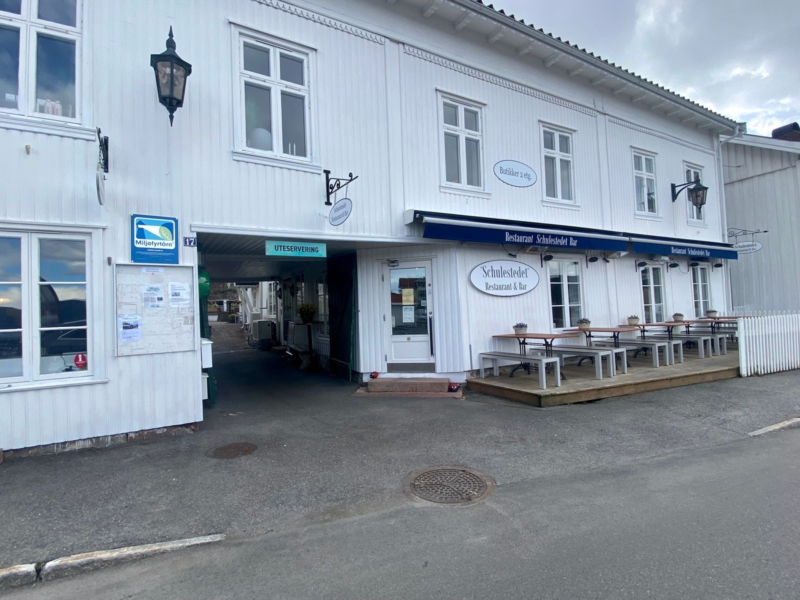 Holmsbu har Schulestedet restaurant Galleribilde