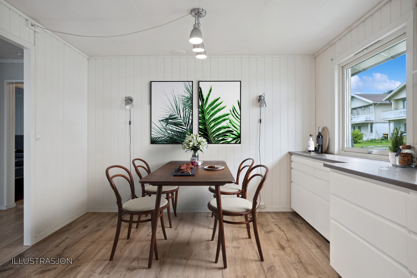 Også plass til spisebord på kjøkkenet. Galleribilde