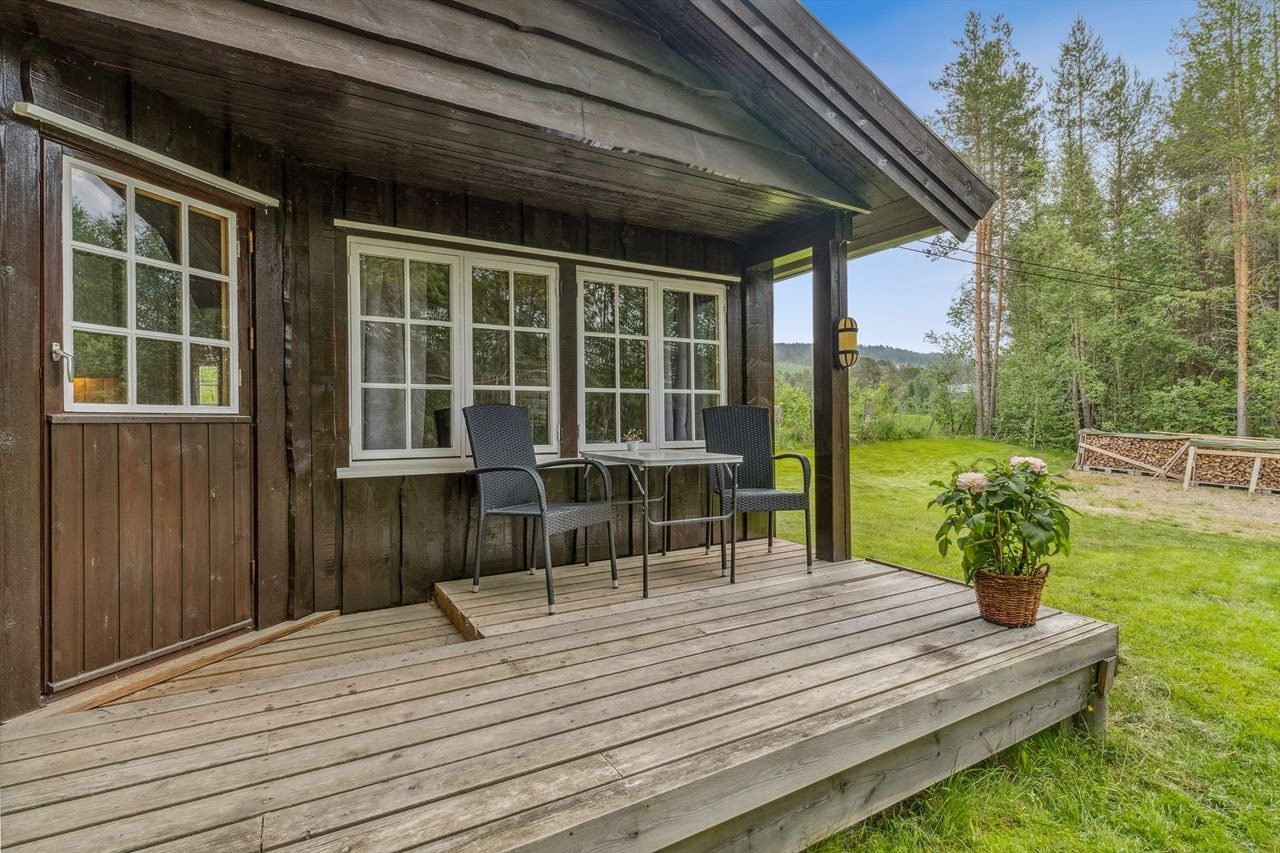 Lun og fin terrassekrok Galleribilde