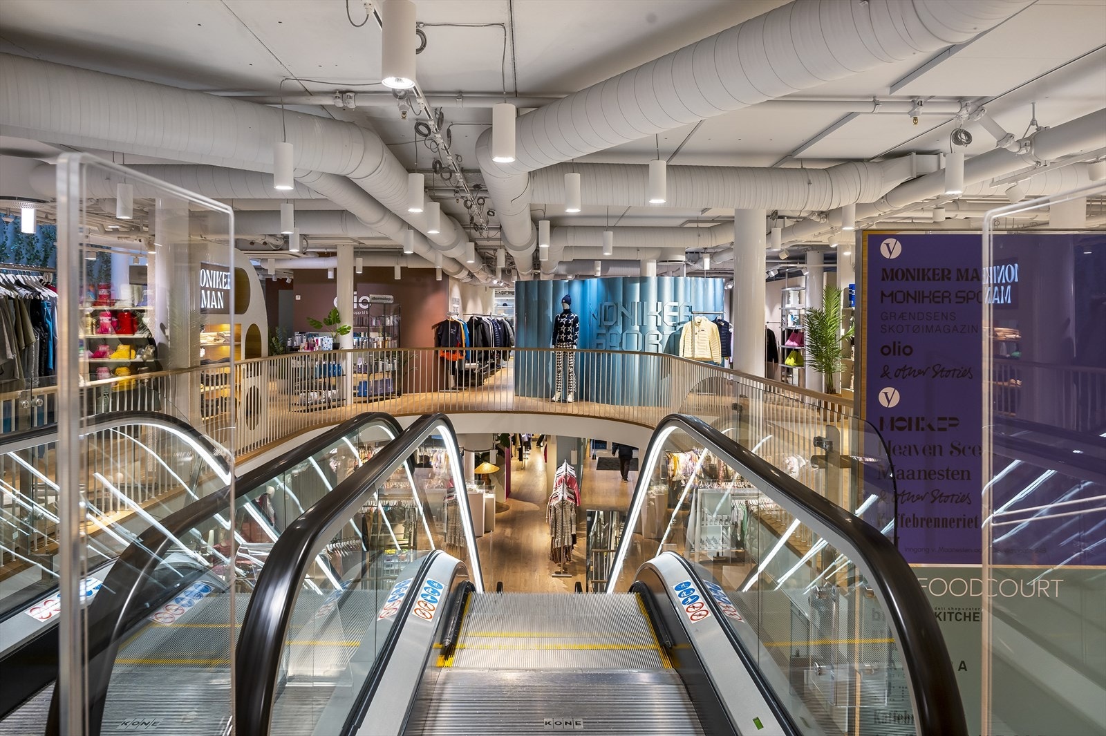 Kjøpesenteret Valkyrien som ligger få minutters gange fra eiendommen og er verdt å nevne. Et 3 etasjes motemagasin med foodcourt og vinmonopol Galleribilde