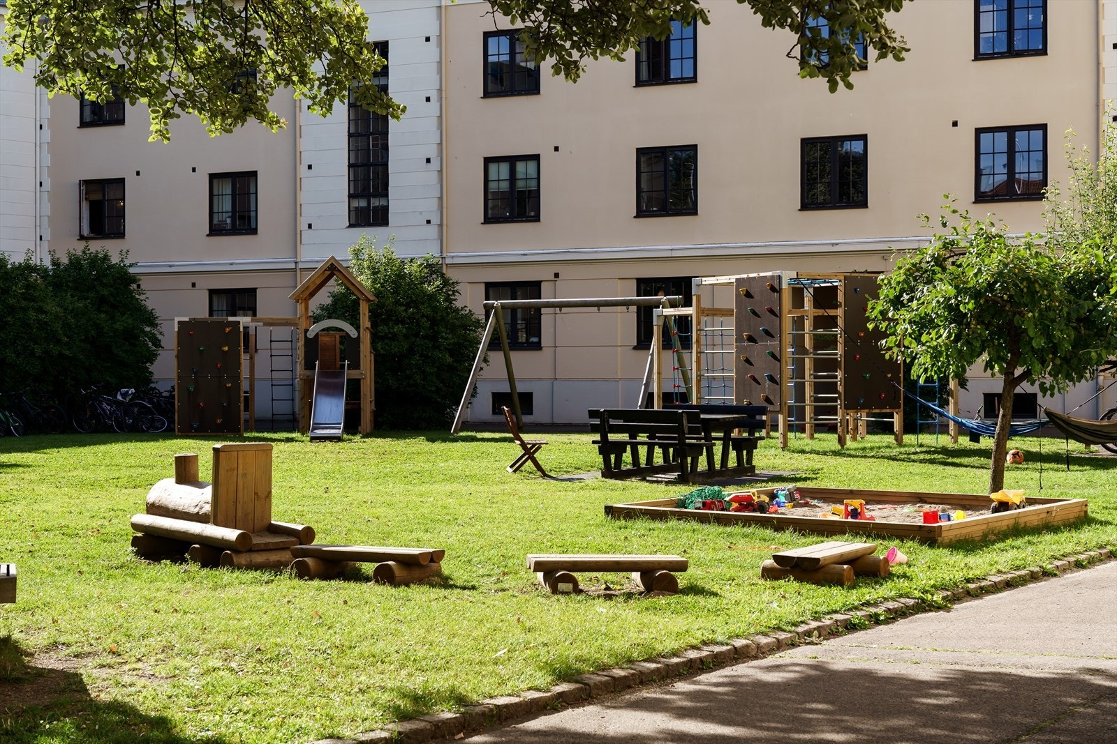 Dette er stedet for deg som ønsker mer enn bare et sted å bo - her får du et ekte hjem med muligheter for sosialt samvær og fellesskap! Galleribilde