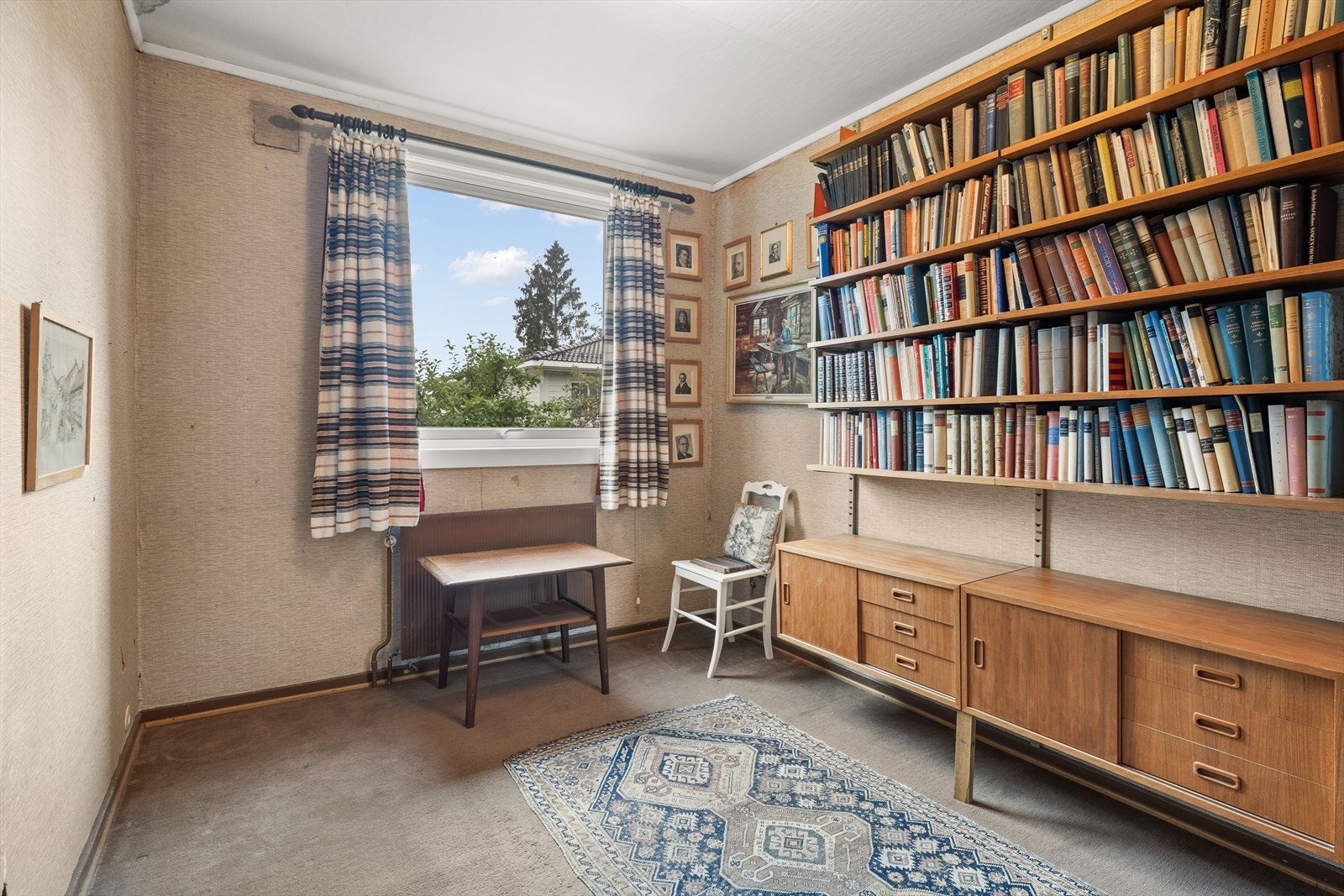 Et av fire soverom på rekke i 1. etasje Galleribilde