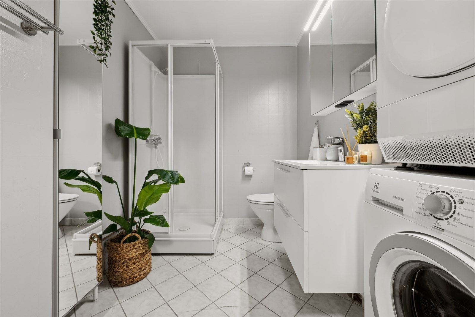 Badet er av eldre dato, og borettslaget skal snart igang med rehabilitering av rør og bad. Galleribilde