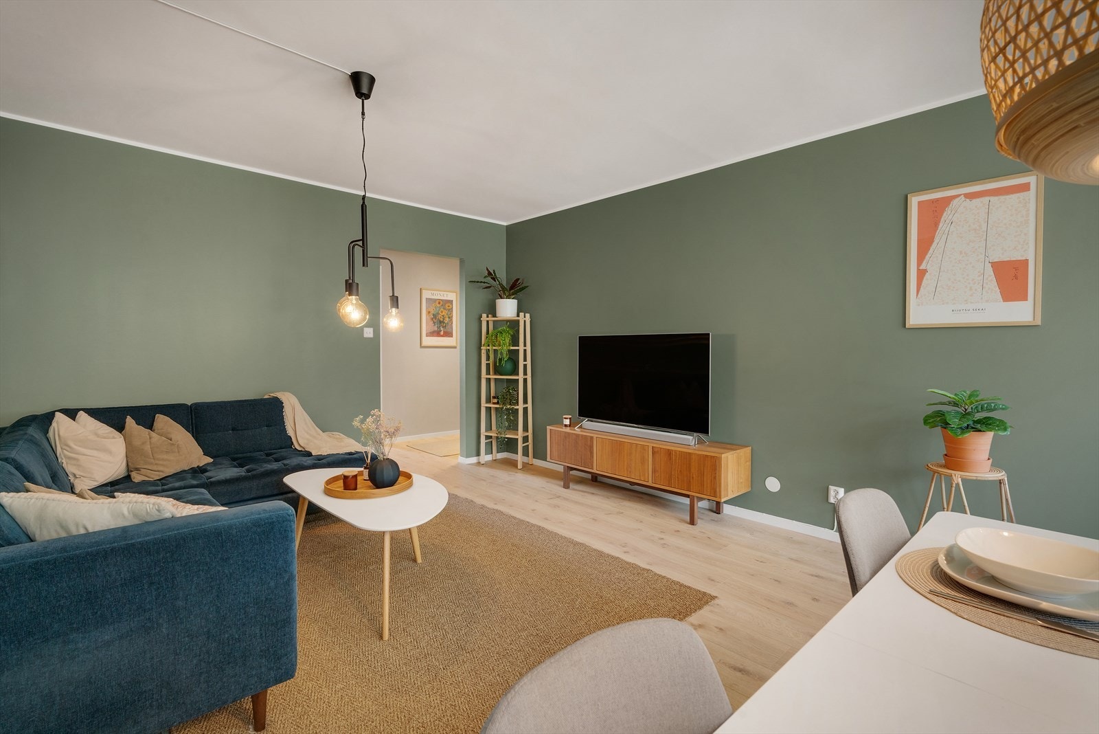 - Den er malt i en lun og fin farge - Galleribilde