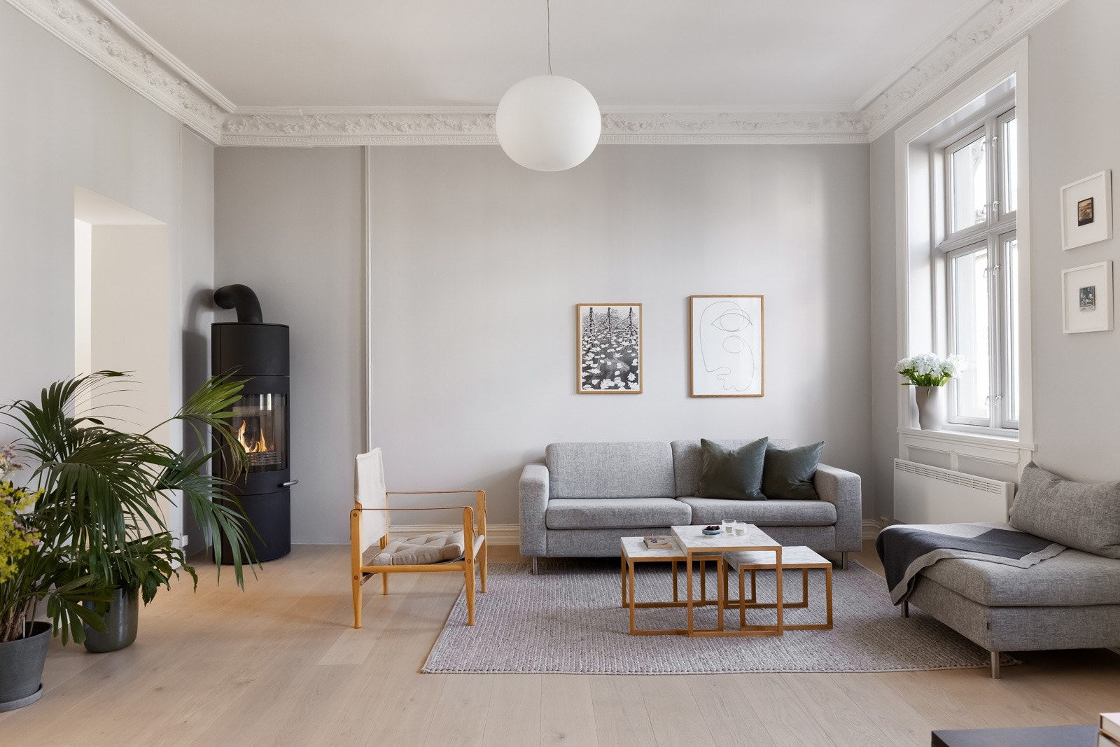 Stor, lys og meget tiltalende 3-roms beliggende i en attraktiv og rolig gate på Adamstuen/Fagerborg. Galleribilde