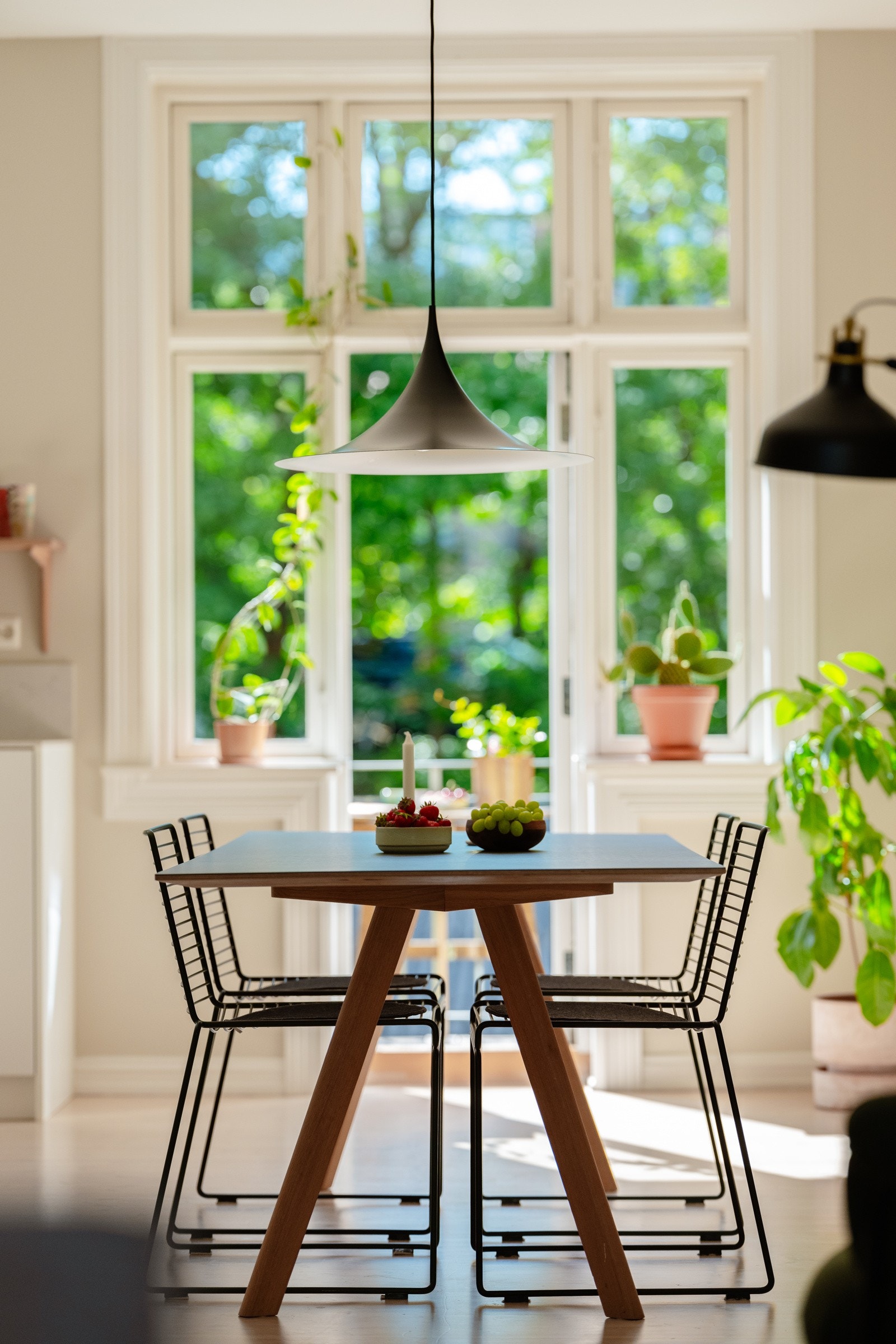 Et naturlig samlingspunkt for hyggelige måltider. Galleribilde