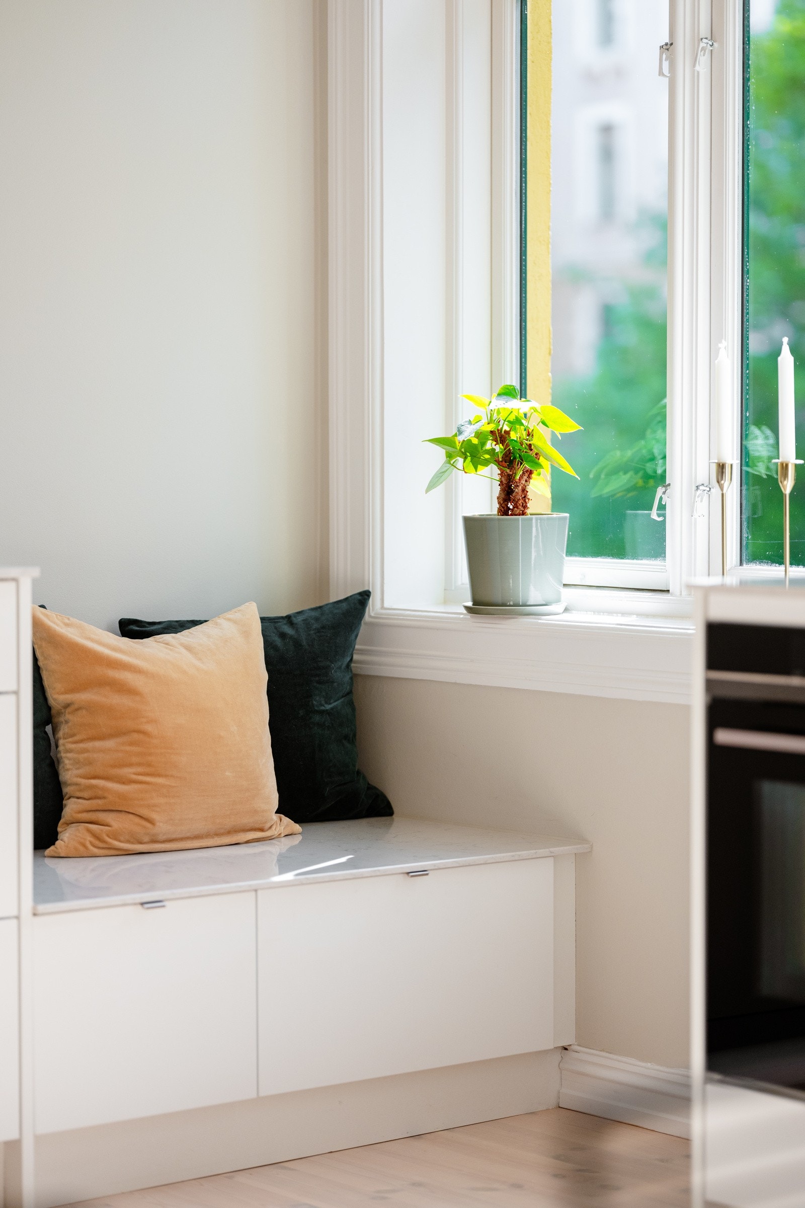 Hyggelig sitteplass på kjøkkenet. Galleribilde