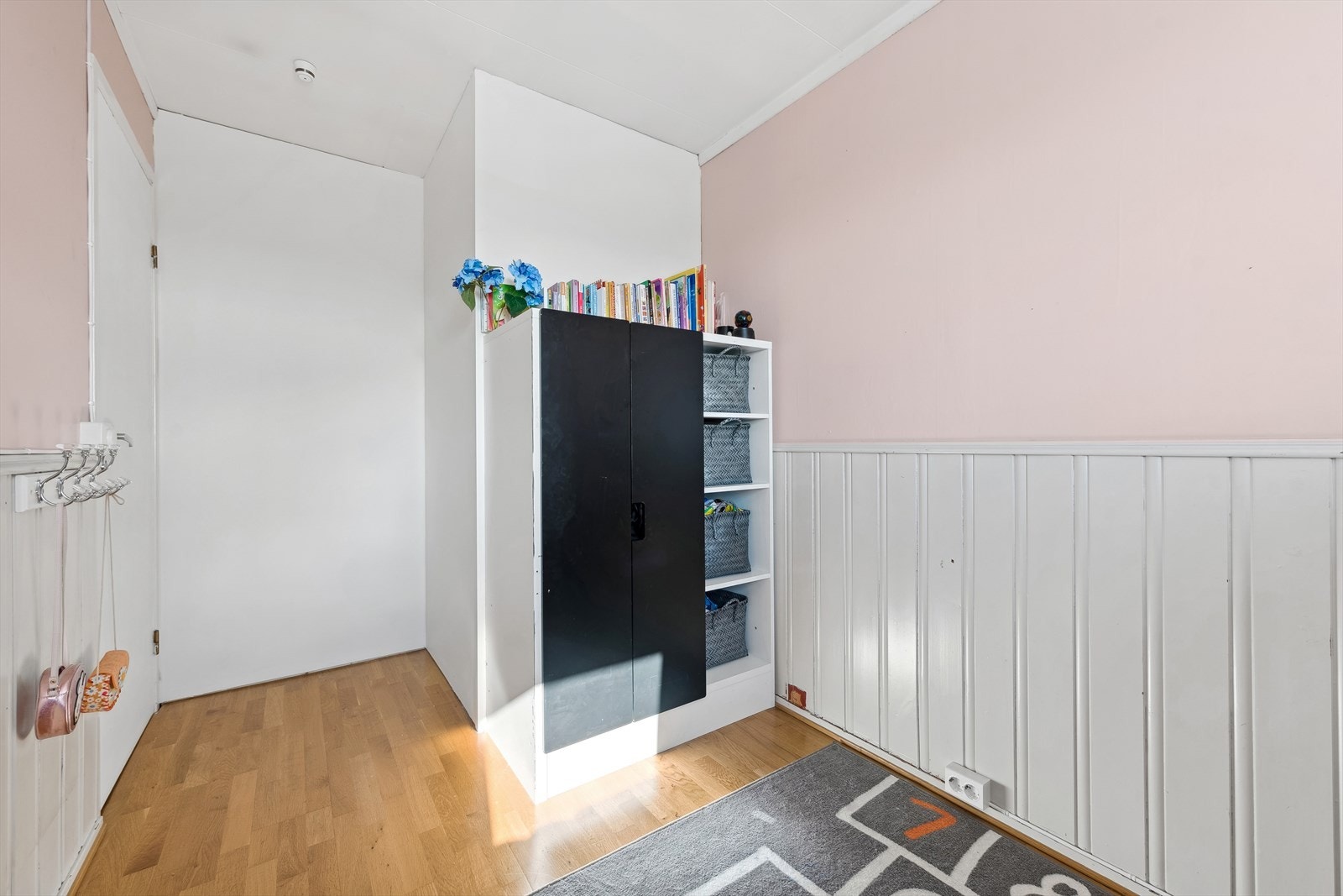 Plass til garderobeskap etc. Galleribilde