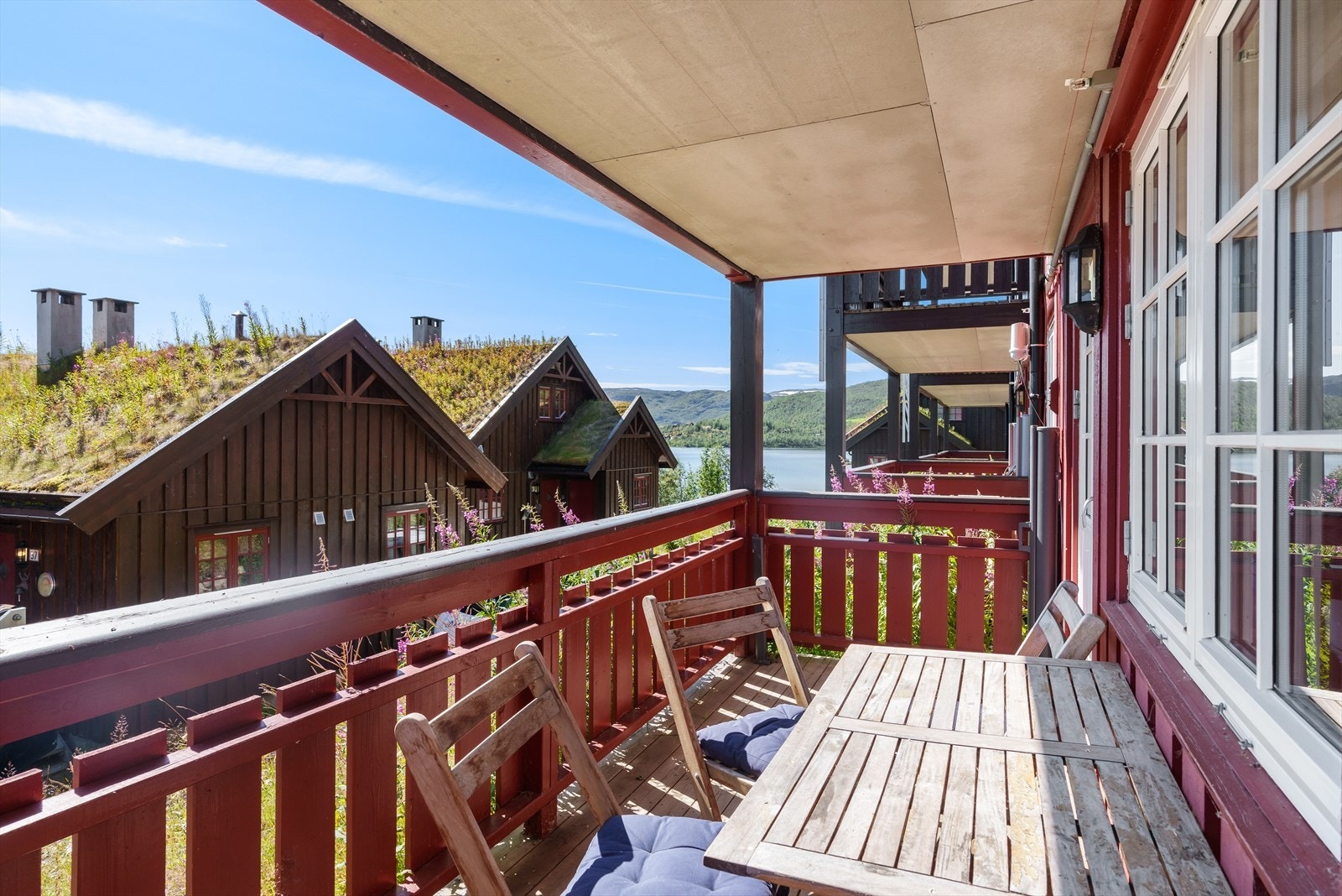 Utsikt fra verandaen Galleribilde