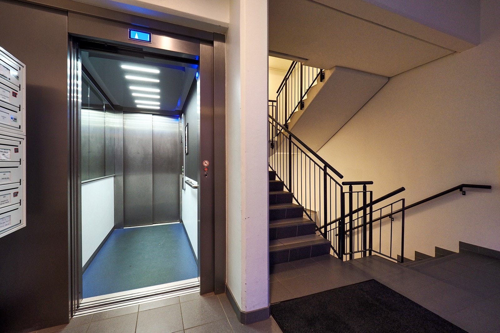 Heis i bygget Galleribilde