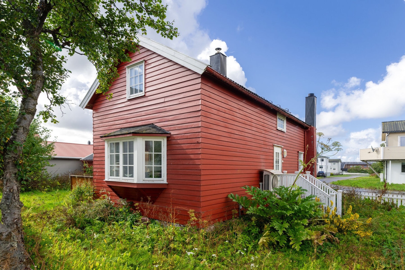 Her får du en sentrumsnær enebolig på Andenes med oppussingsbehov - 3 soverom - Uthus Galleribilde