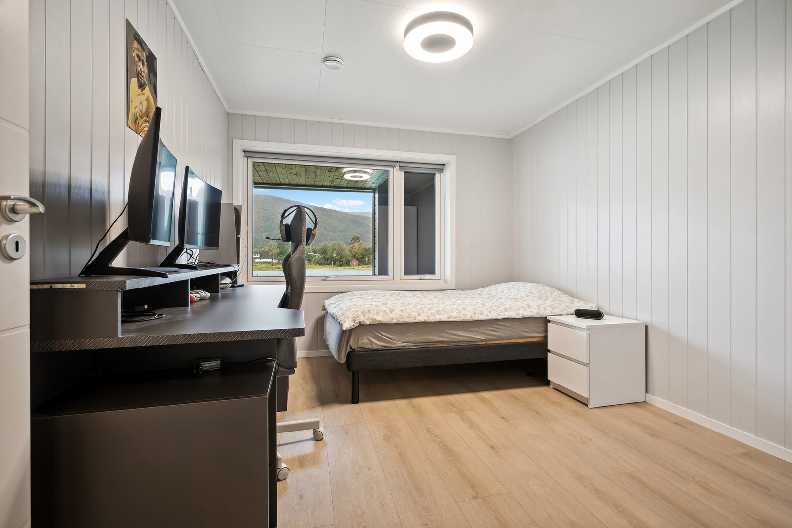 Soverom 2 av 3 Galleribilde