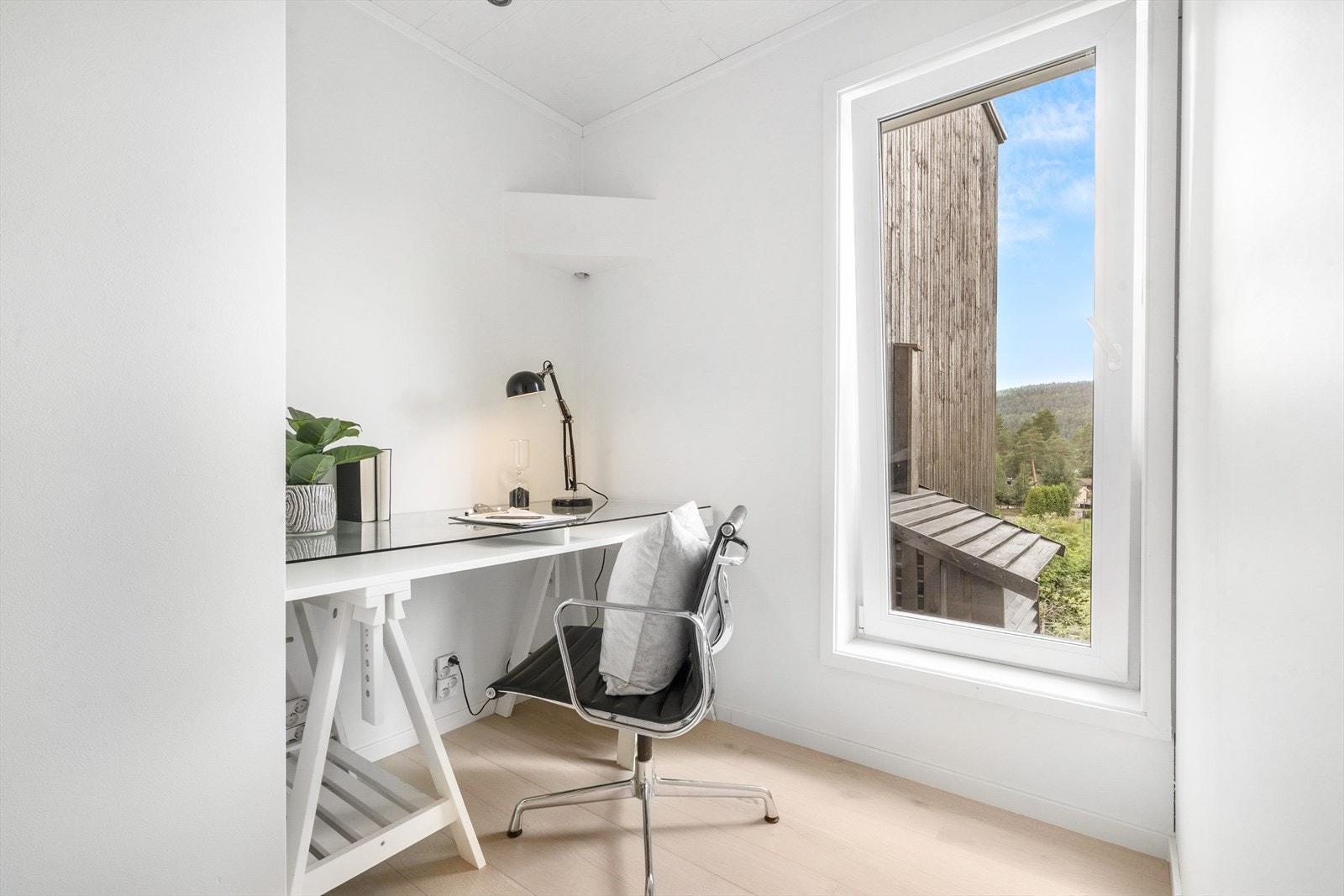 Den perfekte plassen for hjemmekontor. Galleribilde