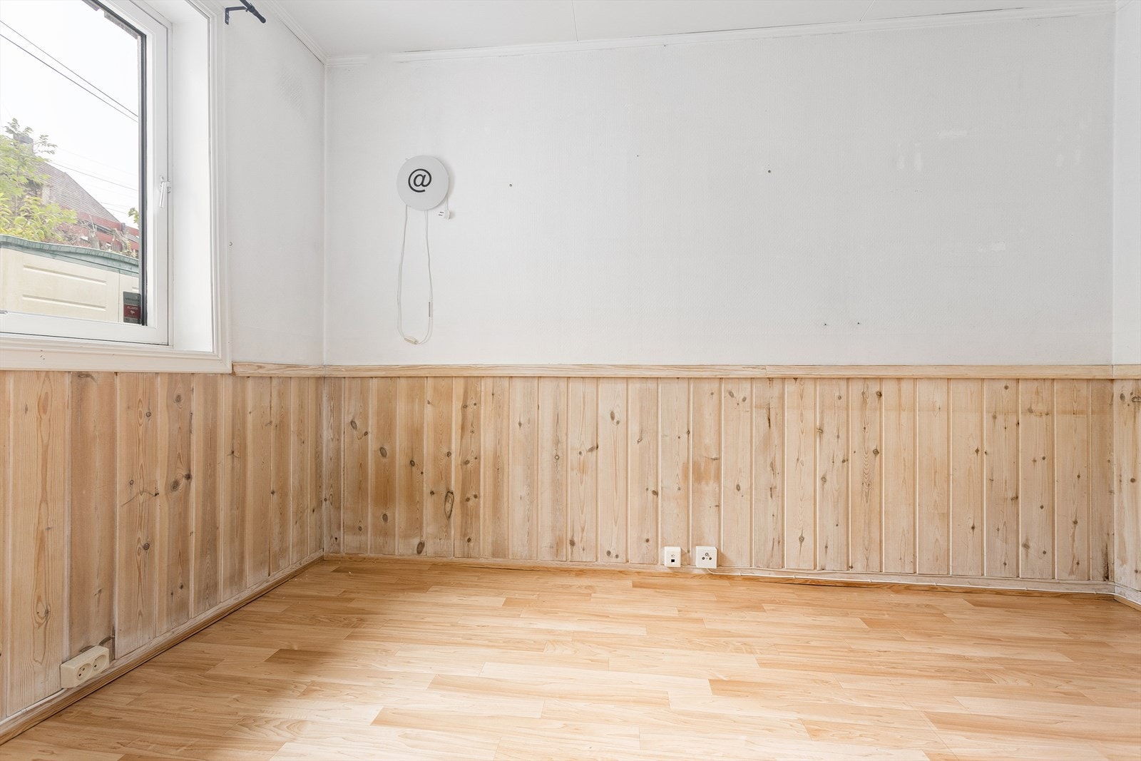 Det er et soverom i 1. etasje. Galleribilde