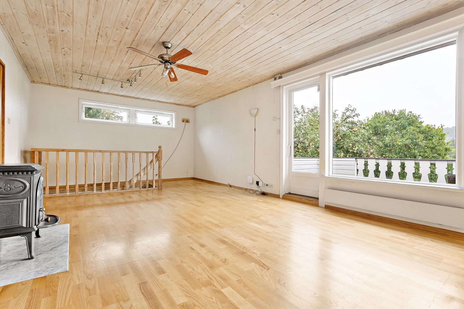 Boligen er et oppussingsobjekt som byr på mange muligheter. Galleribilde