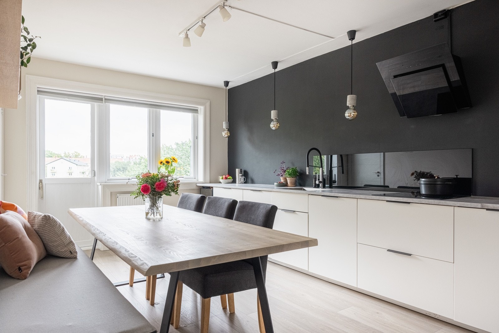 Velkommen til Uelands gate 59E og denne fine 3-roms toppleiligheten! Galleribilde