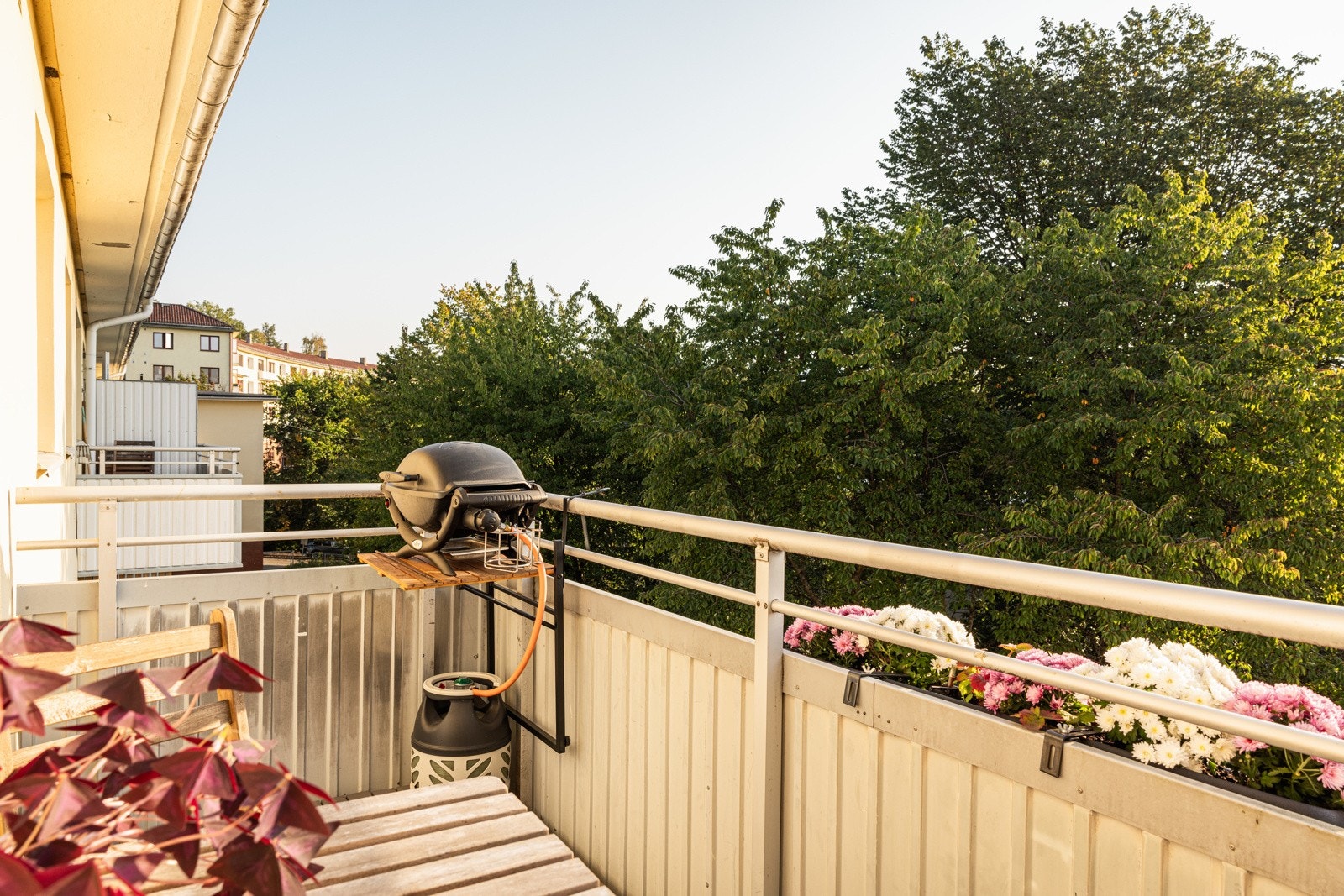 Her har dagens eier vært kreativ med grillmulighetene. Absolutt lov å hente inspirasjon herfra! Galleribilde