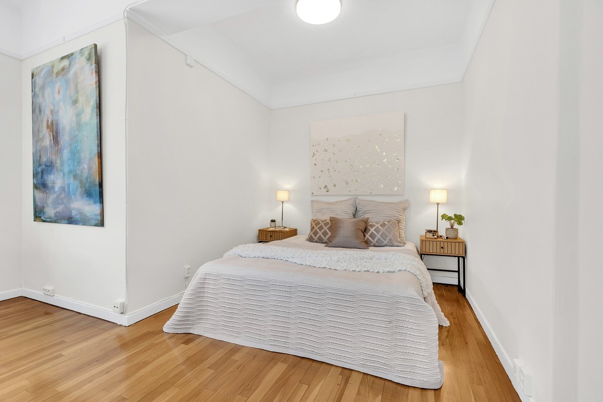 Sovealkove ( kan ev sette opp en lettvegg for å lage ett "soverom") Galleribilde