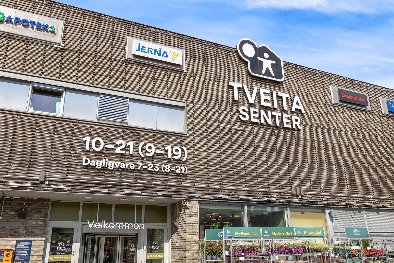 Tveita senter, ligger 450 meter unna leiligheten. Galleribilde