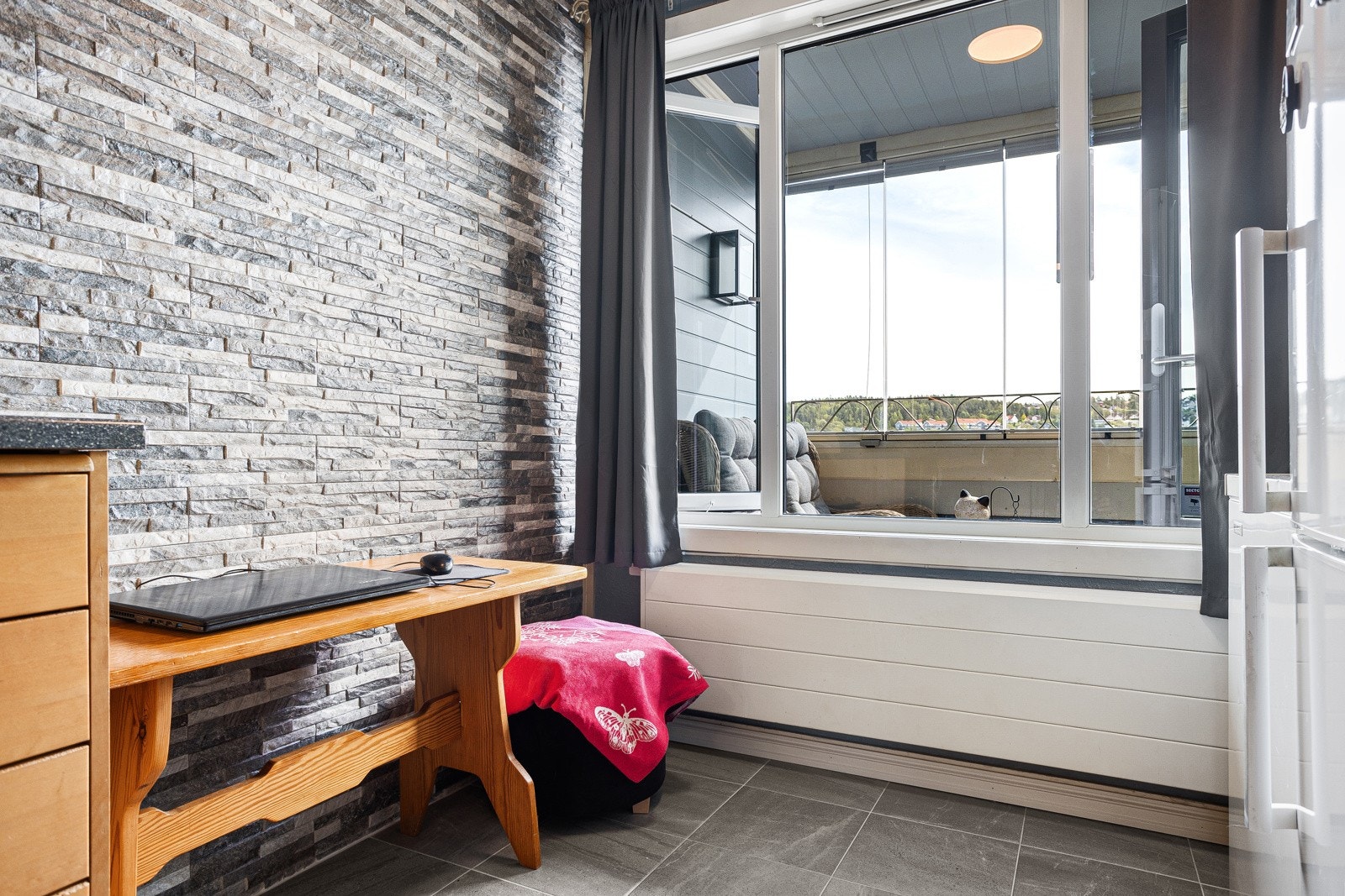 Her er det plass til en lite spisekrok. Galleribilde