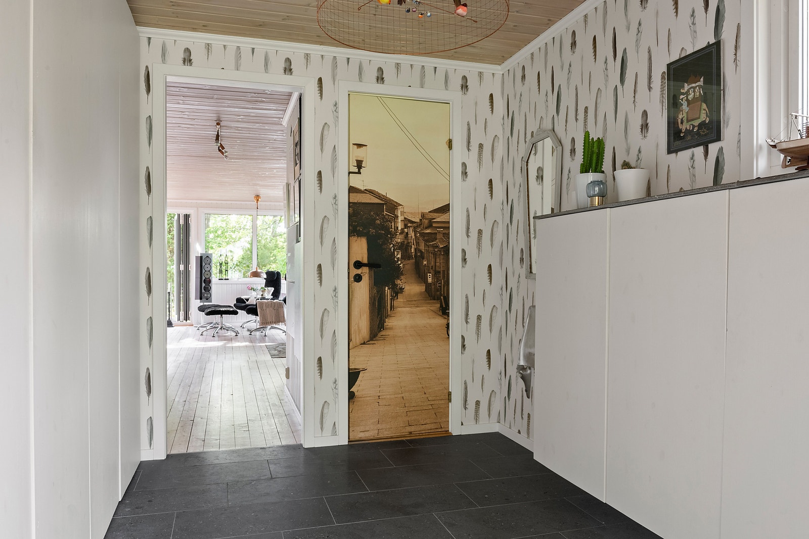 Hall med gott om förvaring Galleribilde
