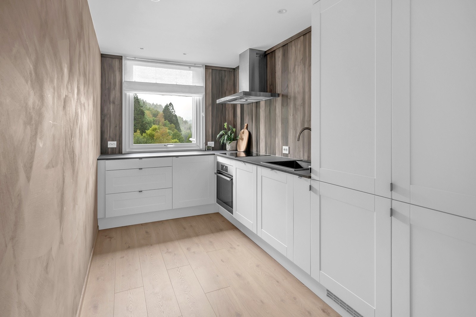 Meget lekkert Sørlandskjøkken fra 2022. Galleribilde