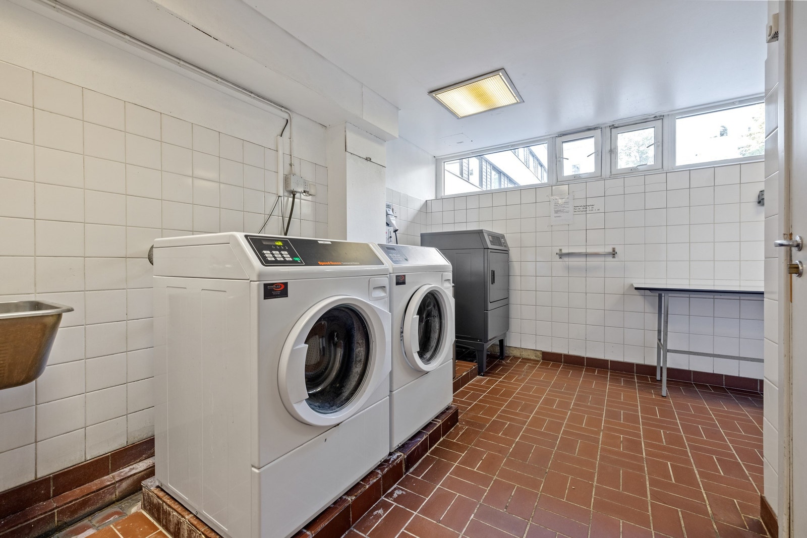 Felles vaskeri Galleribilde