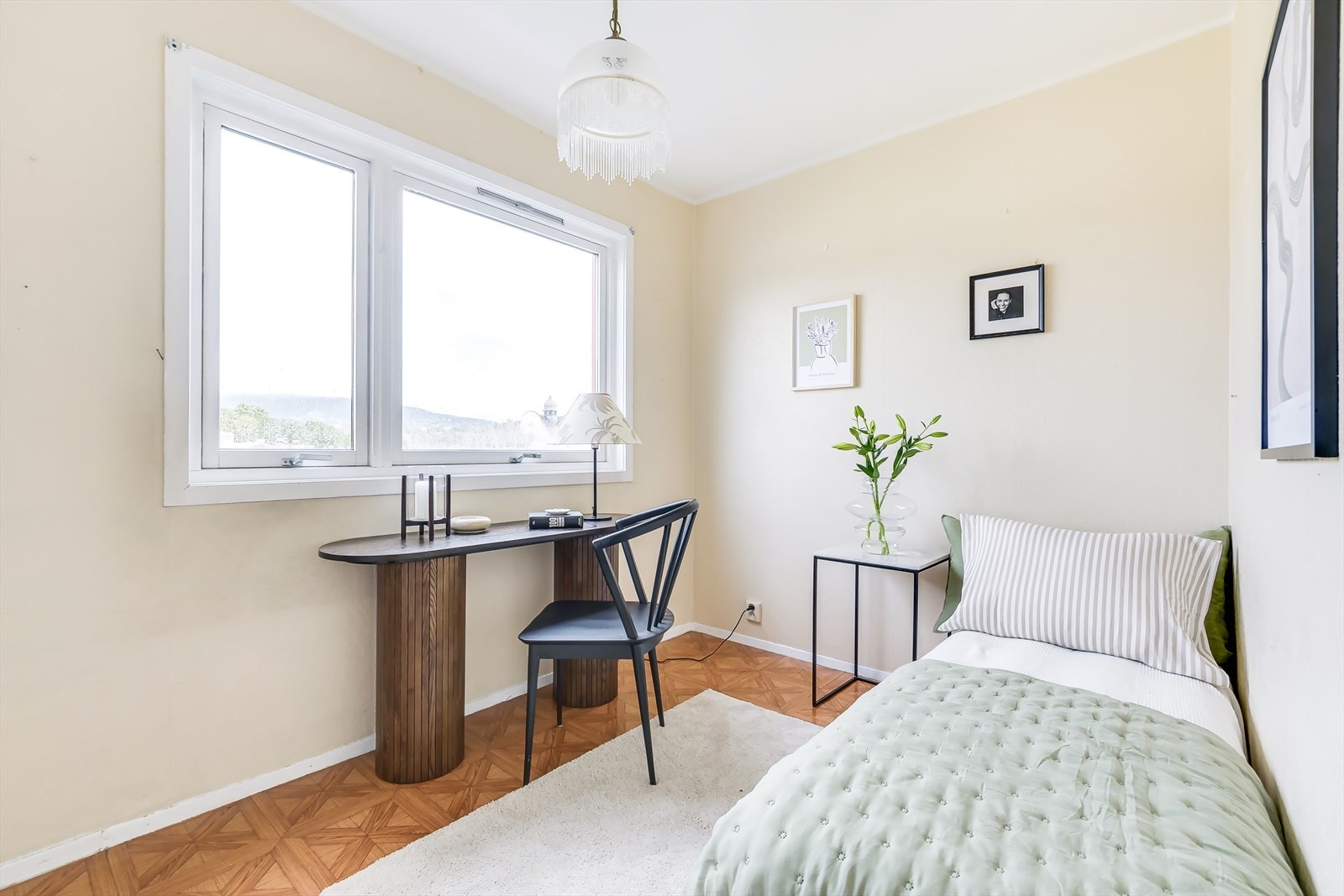 Soverom 4. Her er det også montert skyvedørsgarderobe Galleribilde