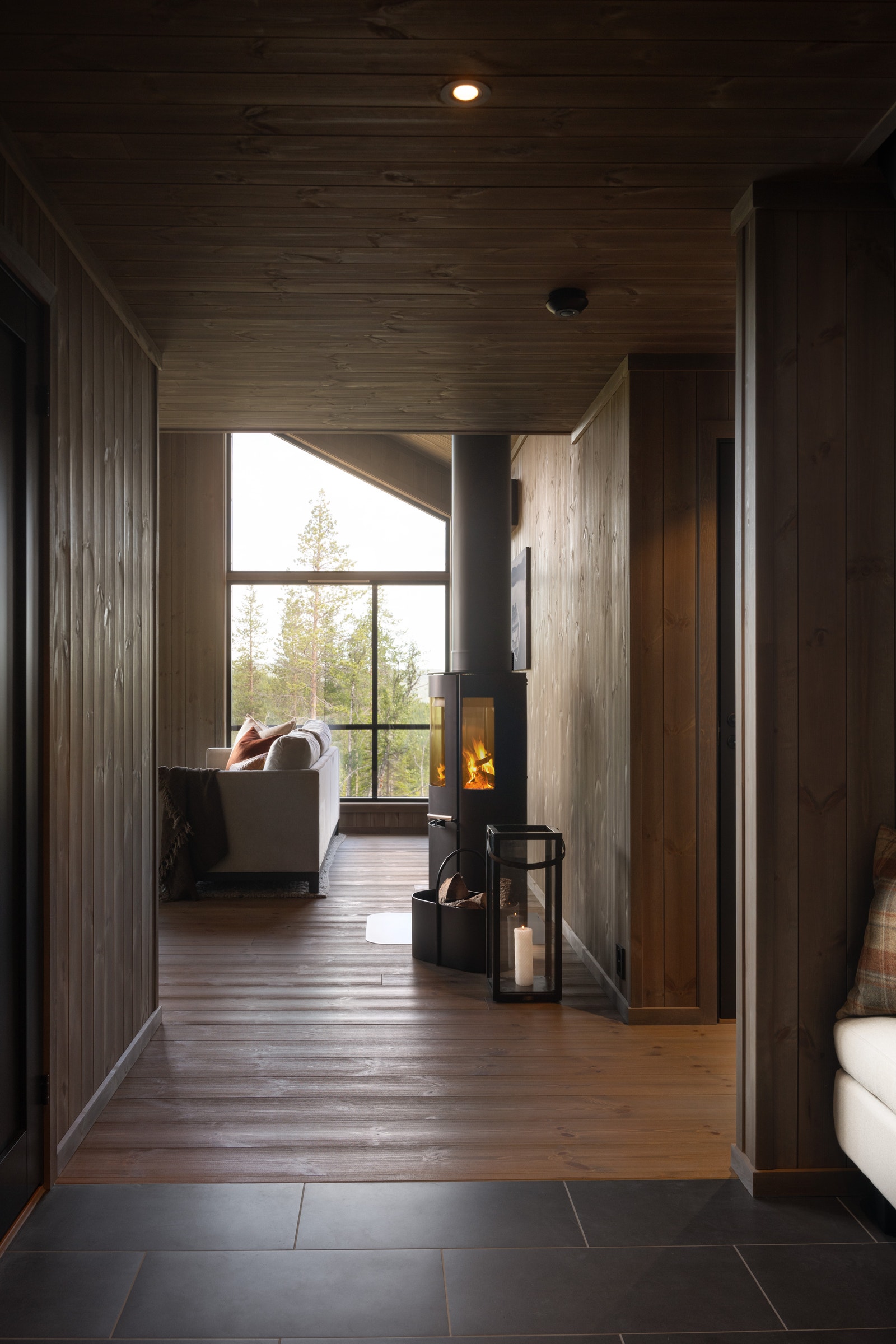 Utsikt fra gang inn mot stue Galleribilde