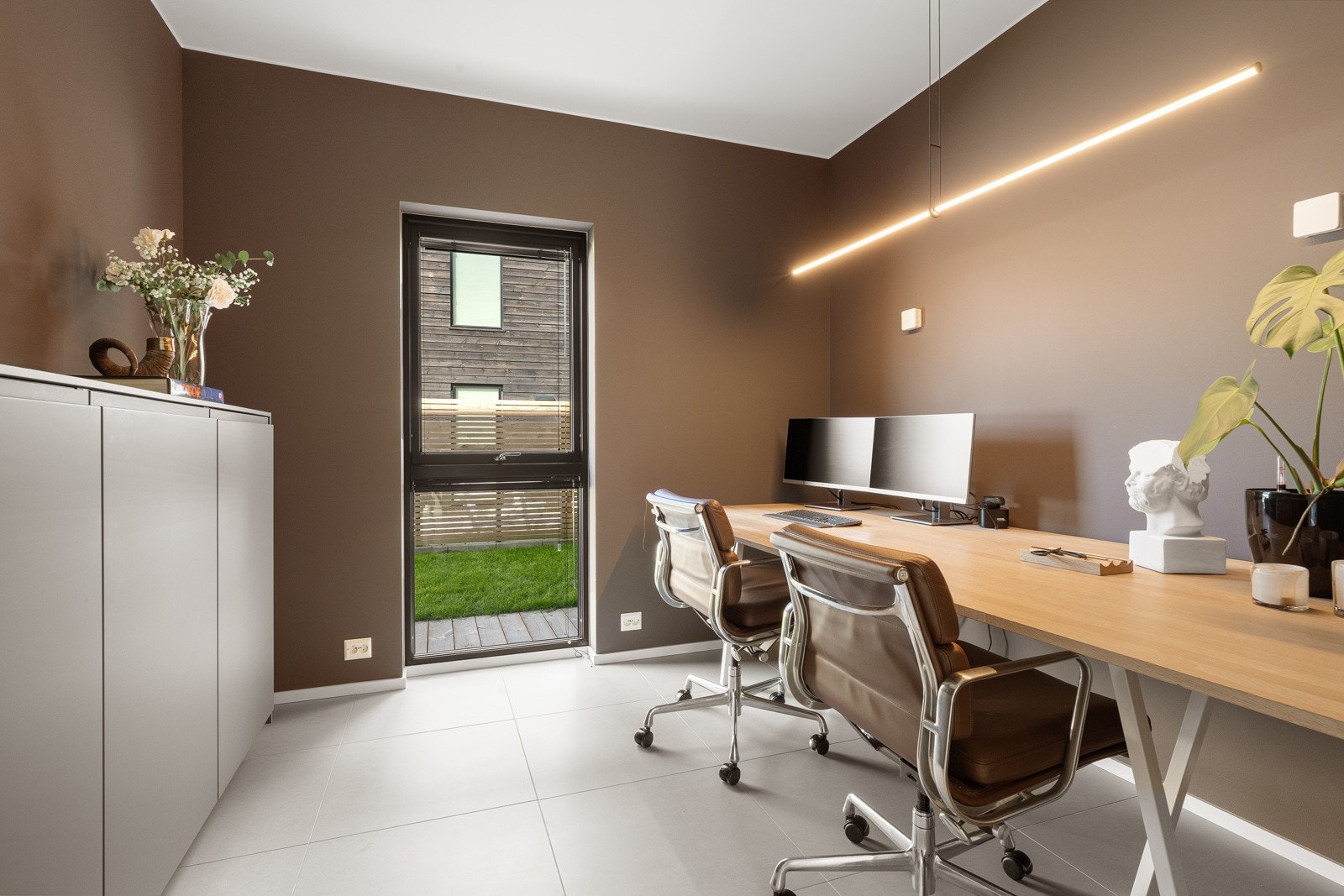 Soverom 5 - Dette rommet er byggemeldt som kontor men tilfredstiller dagens krav til soverom Galleribilde