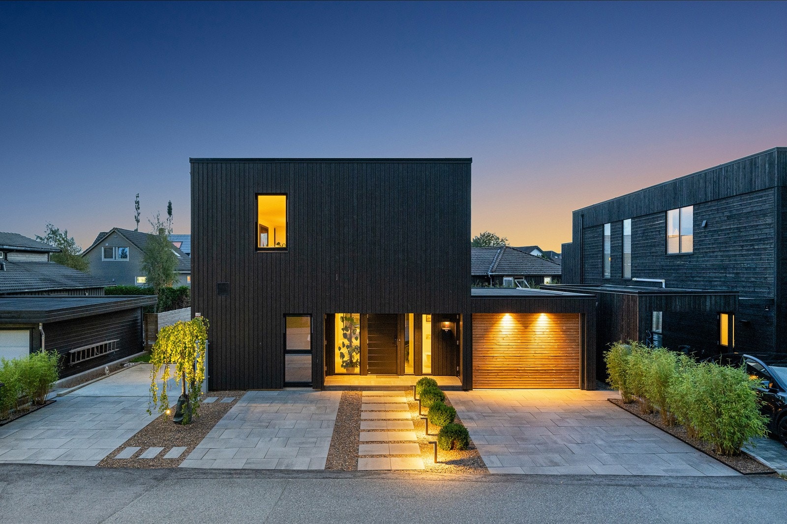 En lekker, moderne og påkostet enebolig fra 2017 Galleribilde