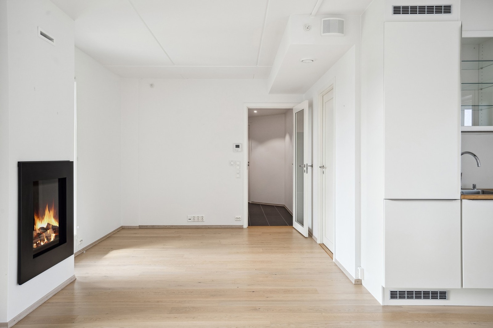 Gasspeis med sentral plassering i stue Galleribilde