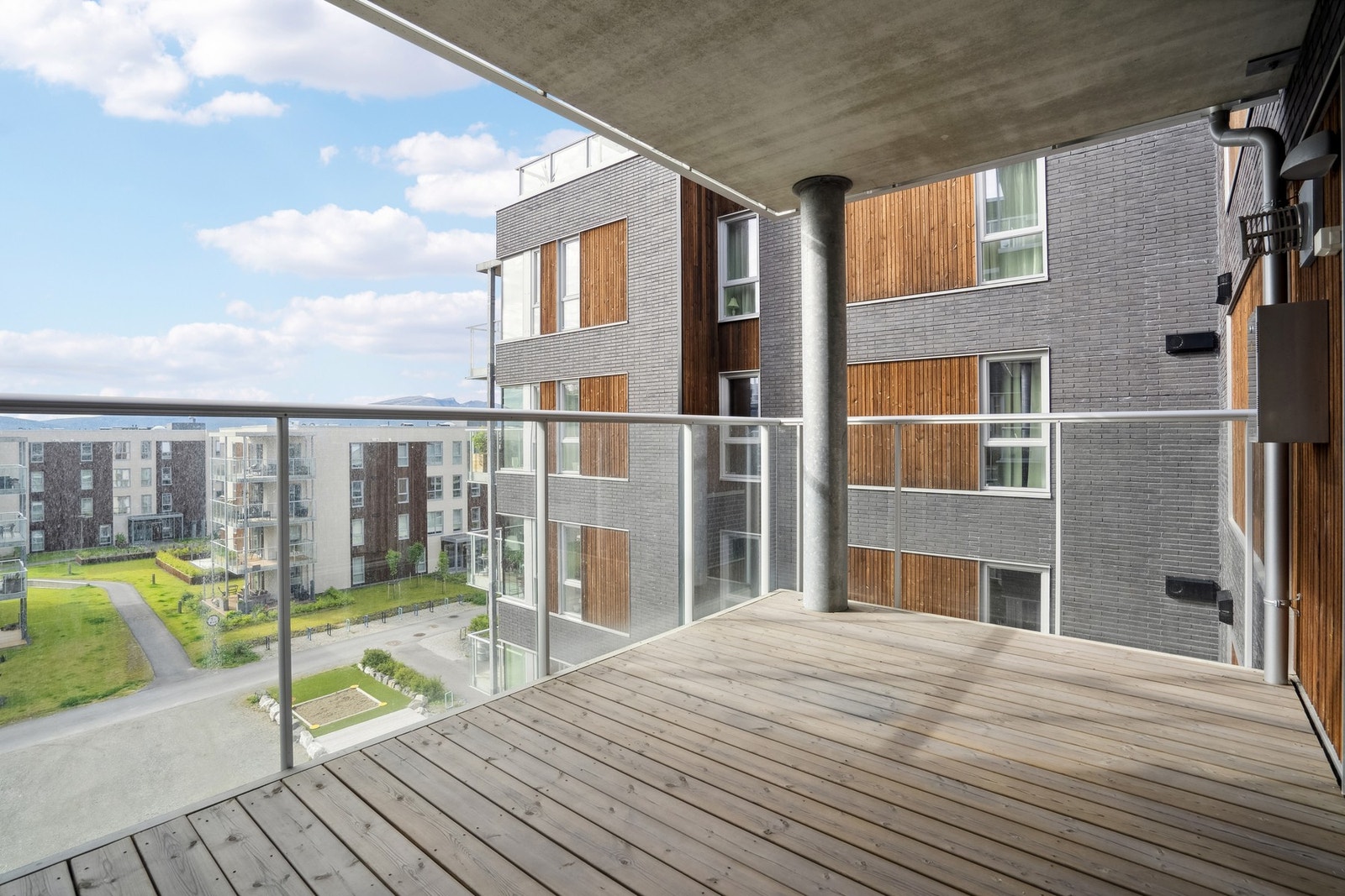 Med god plass til utemøblement Galleribilde