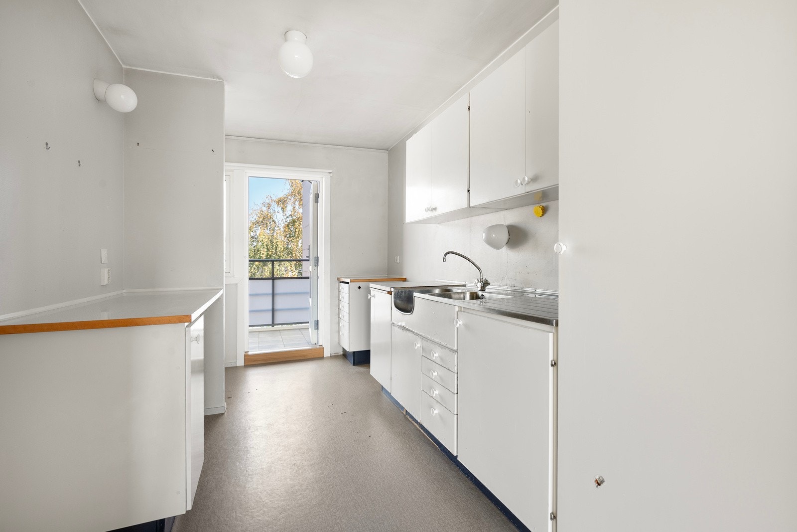 Kjøkkeninnredning fra byggeåret. Galleribilde