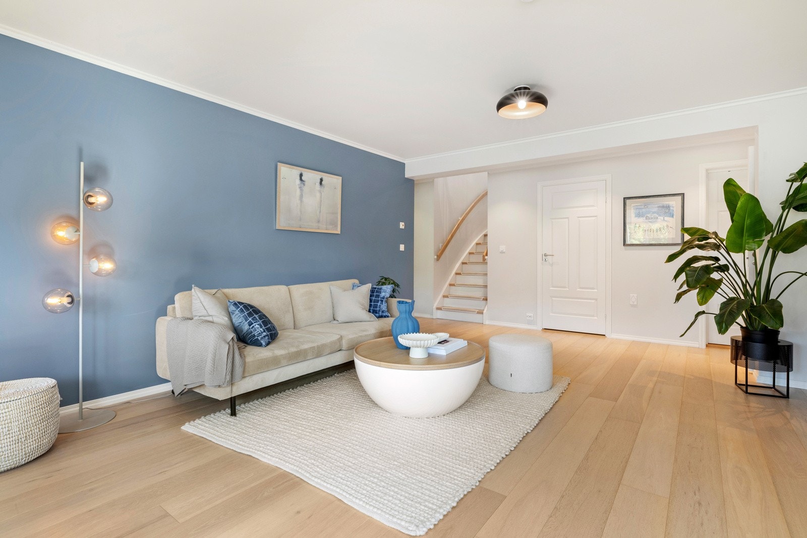 TV-stue i underetasjen Galleribilde