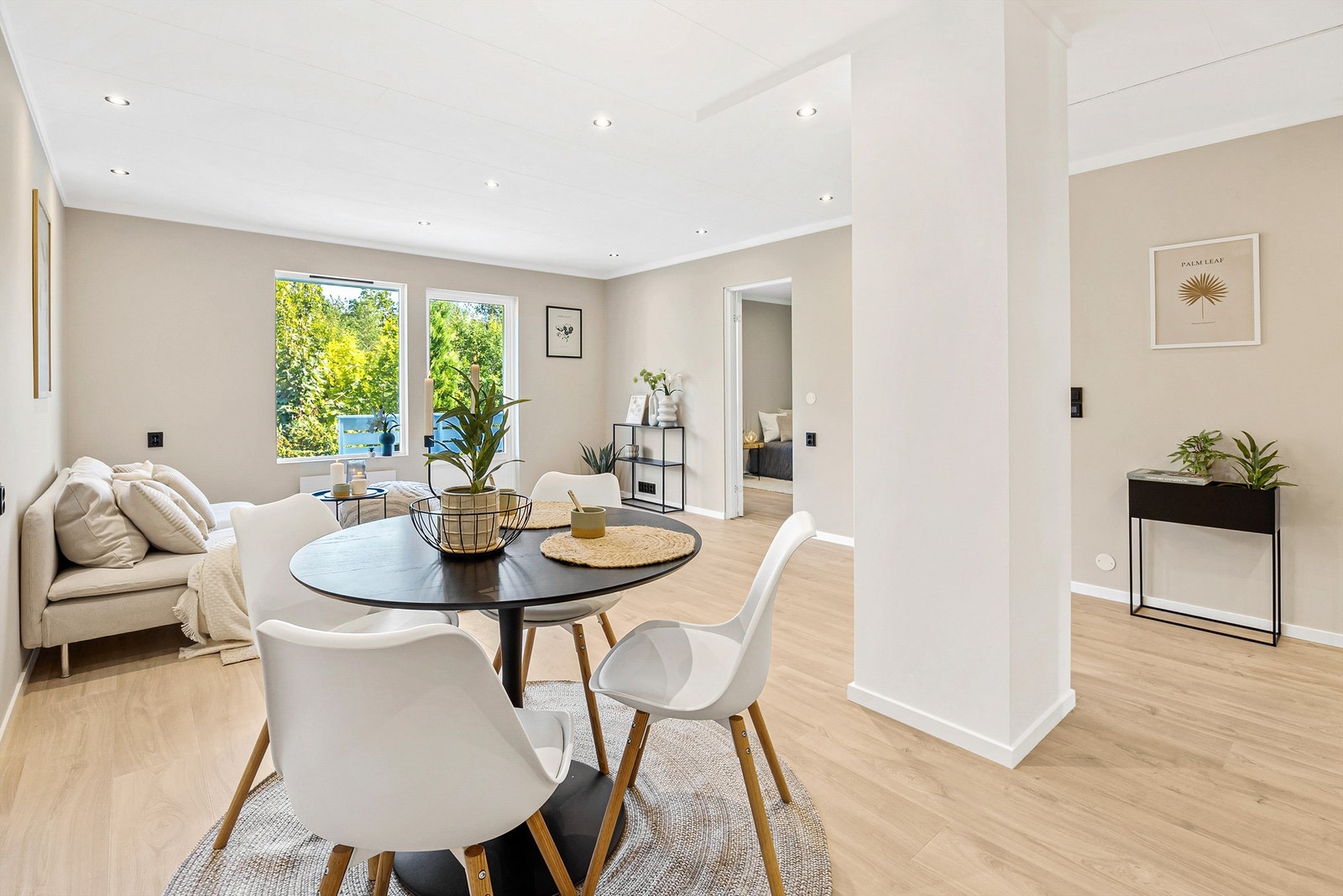 Downlights i tak i alle rom Galleribilde