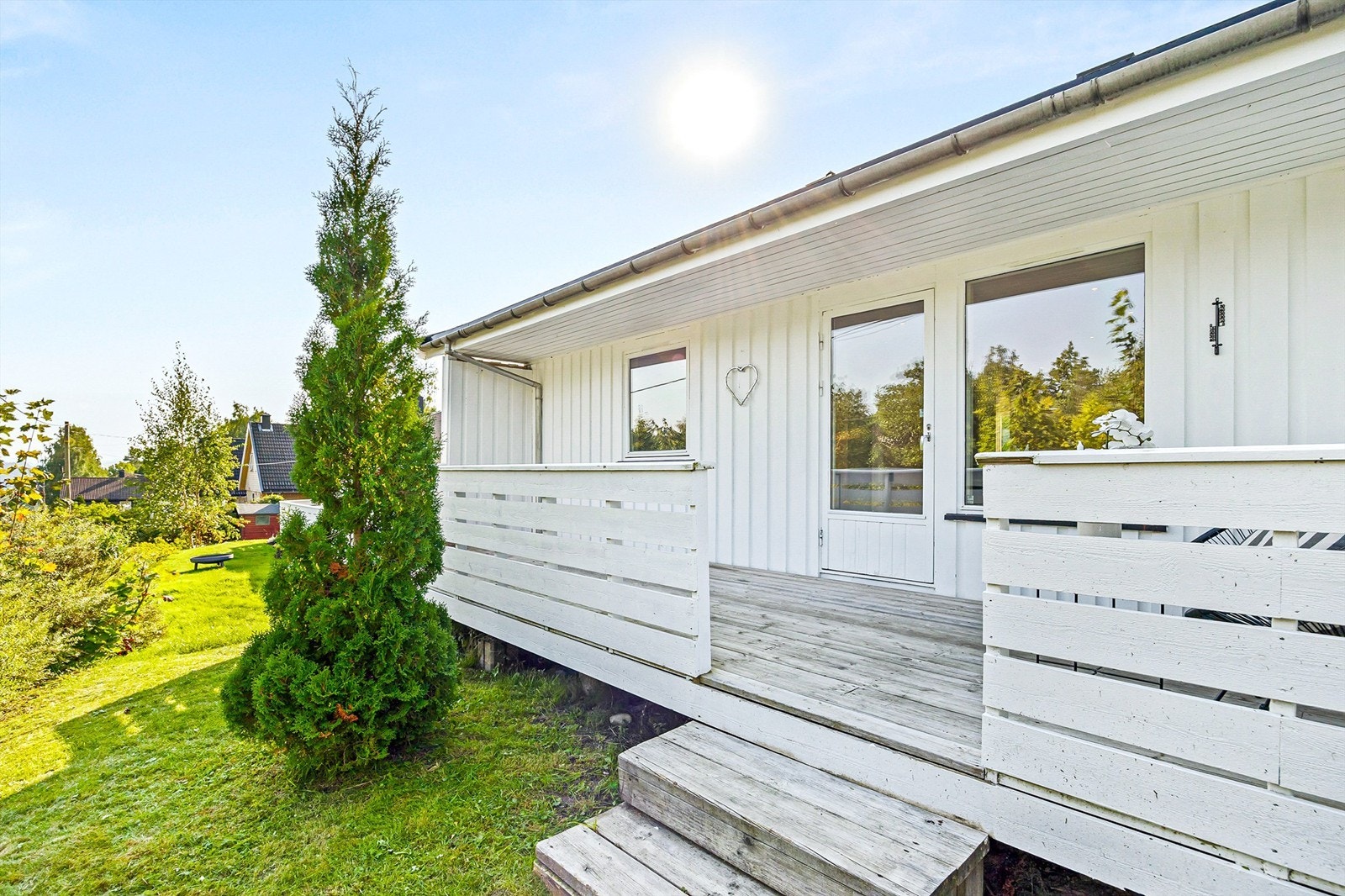 Delikat og nyoppusset rekkehus i 1. etasje Galleribilde