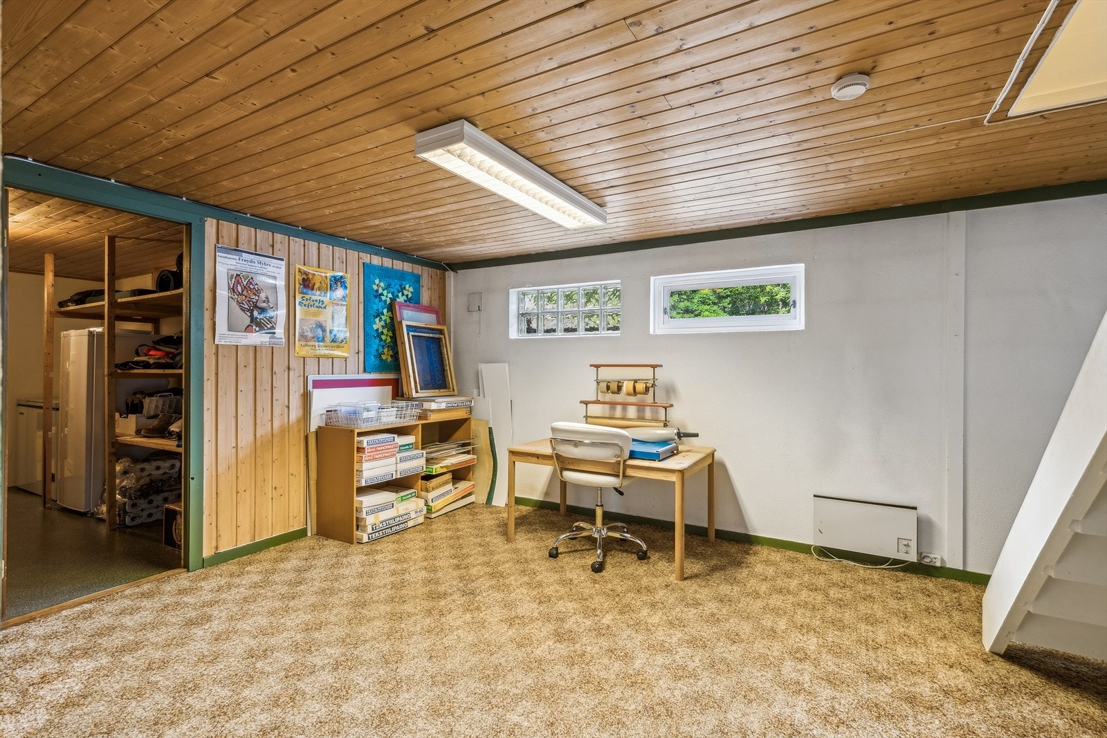 Det en kjellerrommet har blitt benyttet som hobbyrom av nåværende eier. Galleribilde