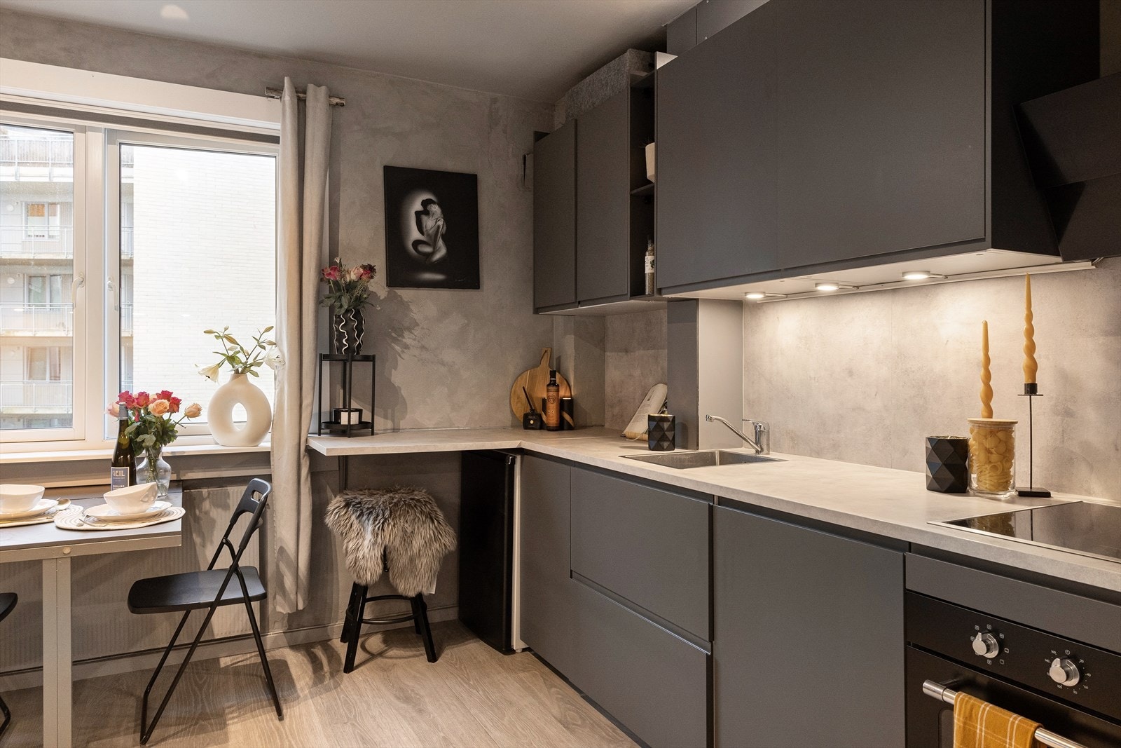 I Stavangergata 46 får du fyring, varmtvann og internett er inkludert i felleskostnadene, slik at de øvrige kostnadene er minimale. Galleribilde