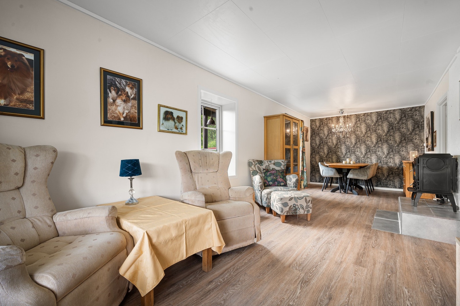 Del av stuen Galleribilde